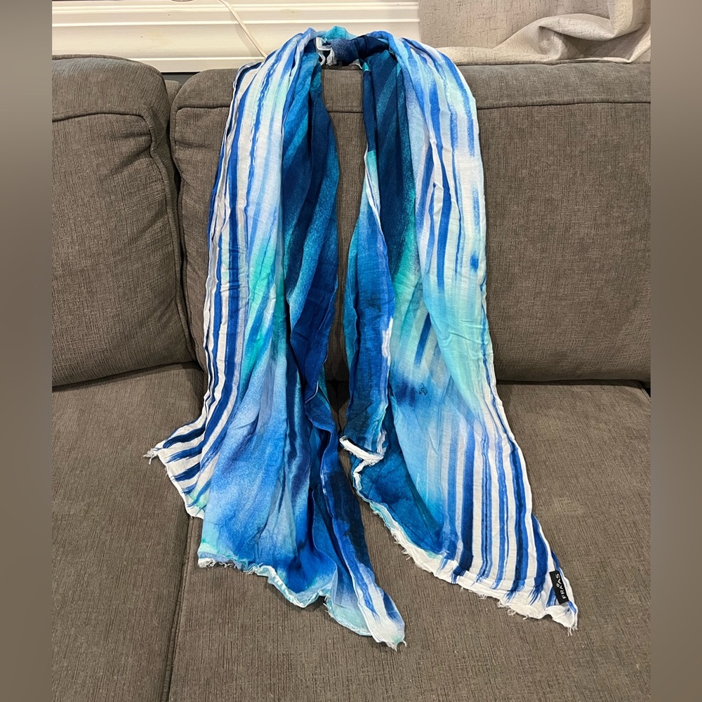 FRAAS Blue/White striped scarf
